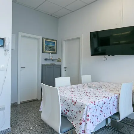 Apartment By The Sea Drasnice, Makarska - 6652 Drasnice