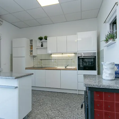 Apartment By The Sea Drasnice, Makarska - 6652