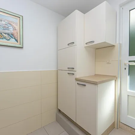 Apartment By The Sea Drasnice, Makarska - 6652 Drasnice